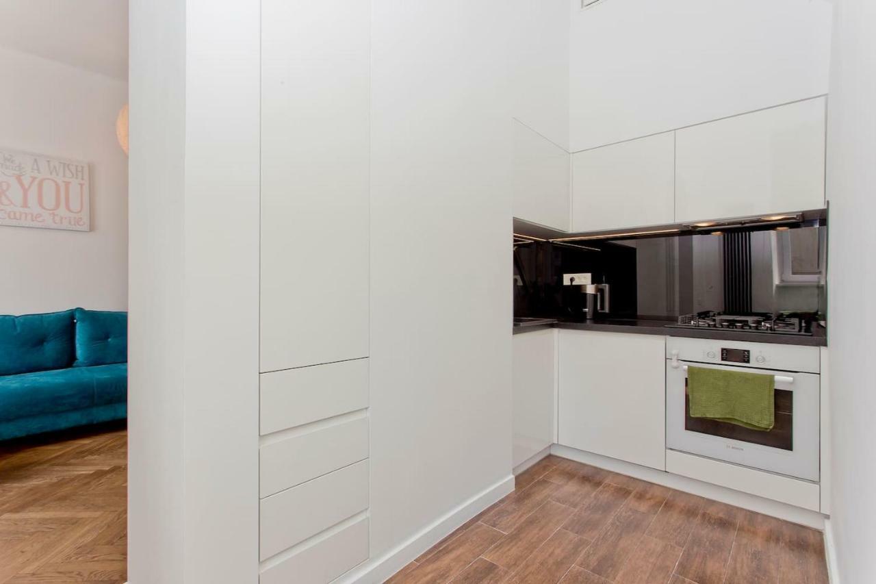Luxury And Comfortable- Golden Apartments- Royal Street Warsaw Luaran gambar